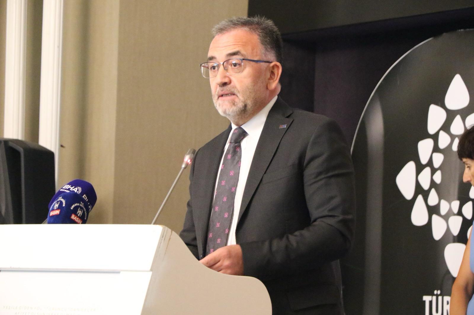 TUROYD Başkanı Çolakoğlu tüm Belediye Başkanlarına “Meclis kadrolarında turizm yöneticilerine yer verin” çağrısında bulundu.
