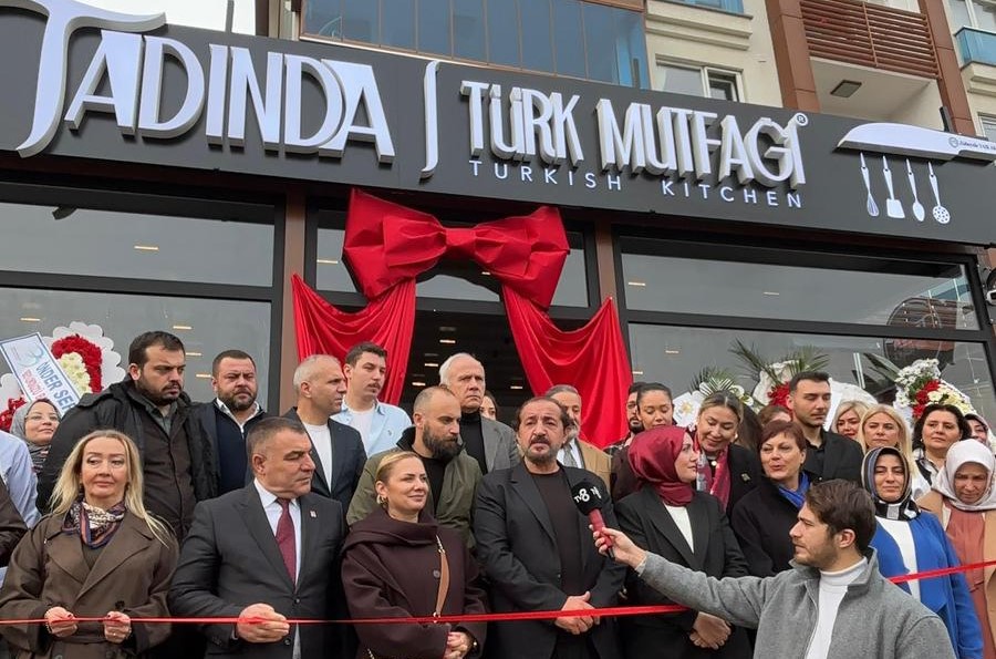 MasterChef Zübeyde Yaşlak Beylikdüzü’nde “Tadında Türk Mutfağı”nı Açtı