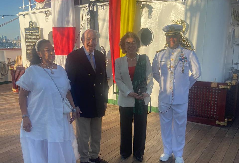 Meksika Donanma Eğitim Gemisinde Lezzet Konuşuldu