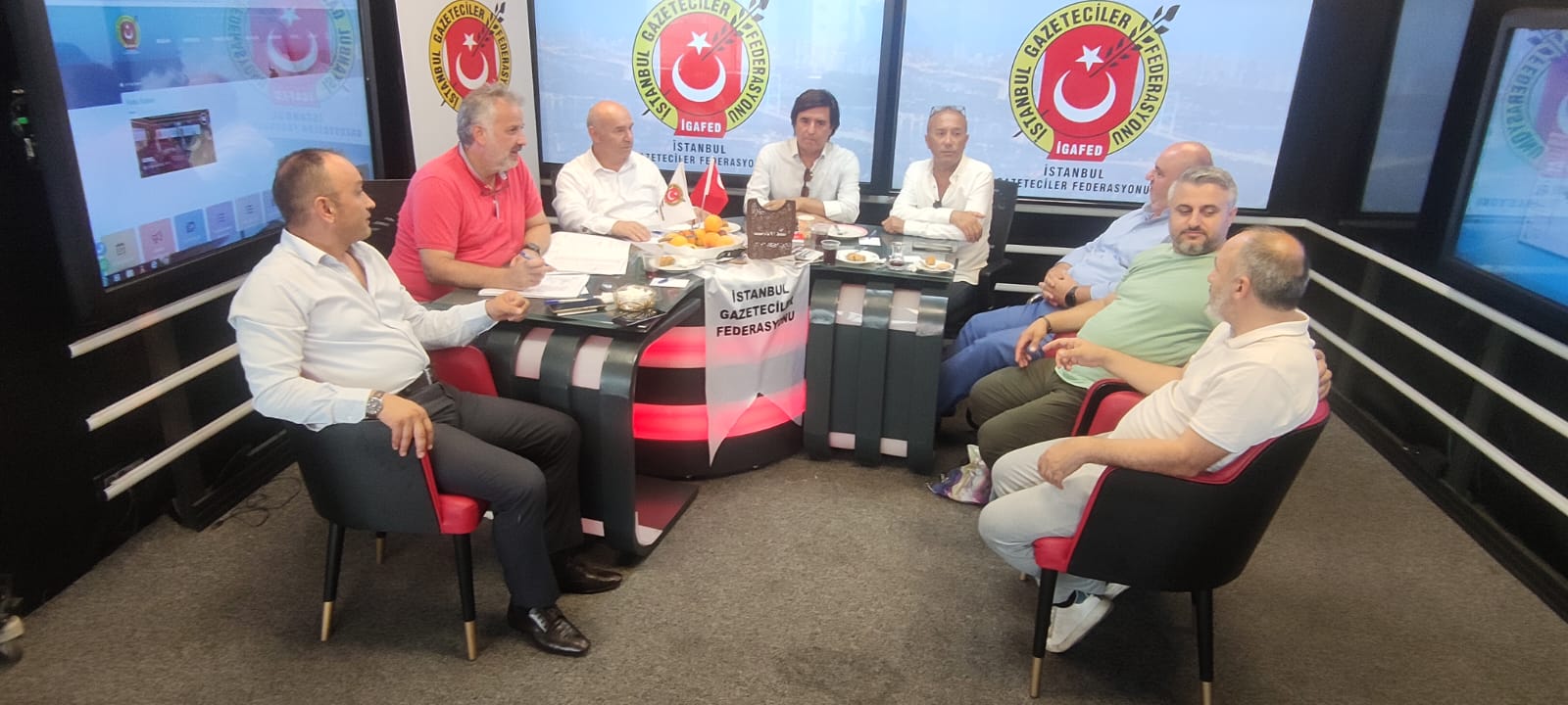İstanbul Gazeteciler Federasyonu Yeni Döneme Hazır: Yönetim Kurulu Görev Dağılımını Açıkladı