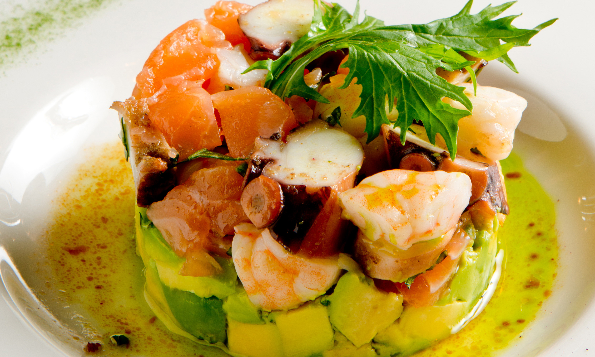 OLİGARK İSTANBUL’DA AŞKIN BÜYÜSÜNE KAPILIN