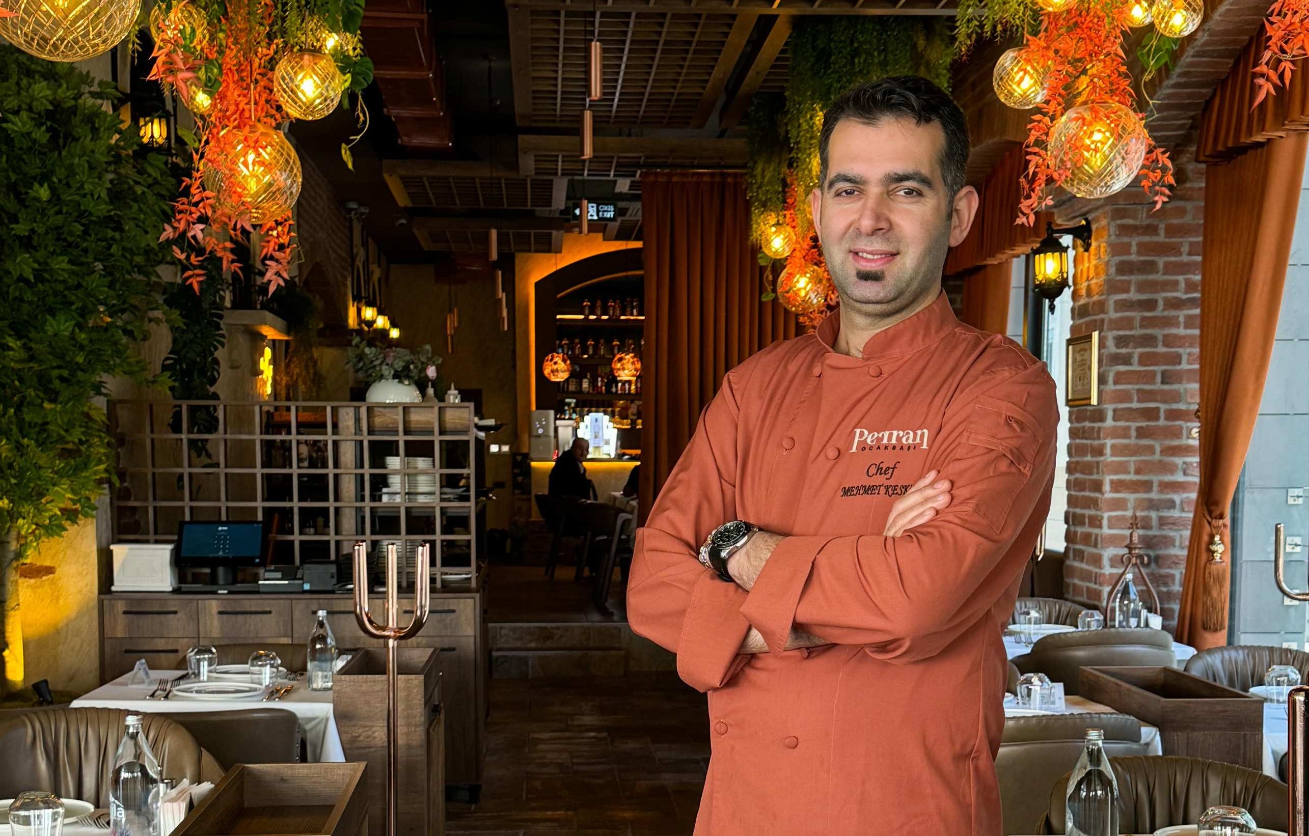 Yöresel tatlar eşliğinde iftar