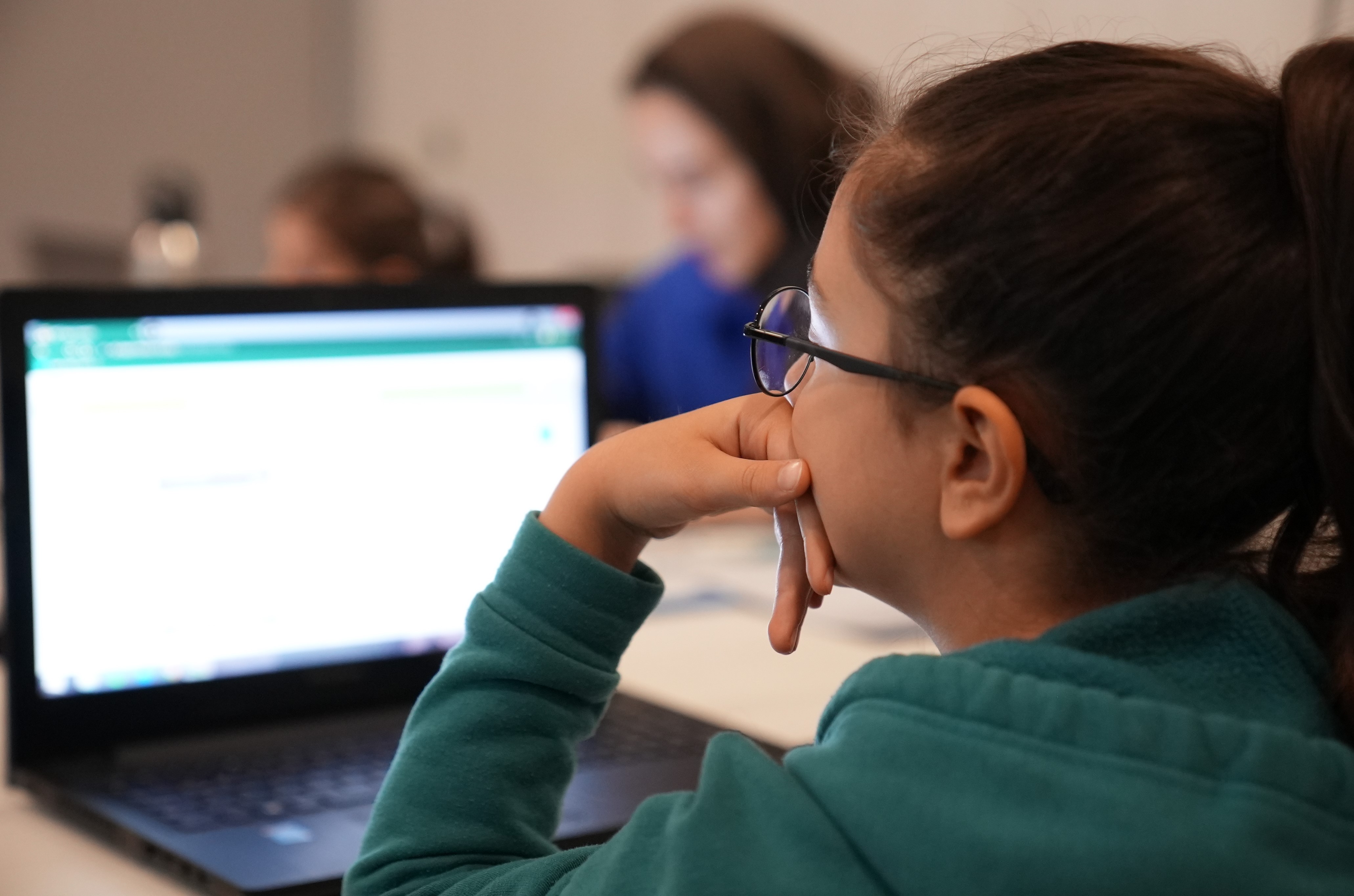 KADIKÖY’ÜN “KOD KAPTANLARI” GELECEĞE HAZIRLANIYOR