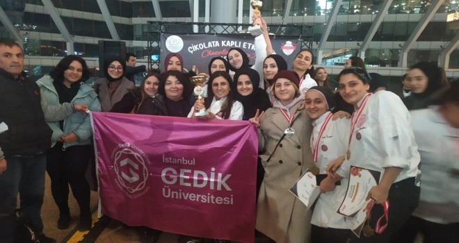 Gedik Üniversiteli Aşçılardan Büyük Başarı