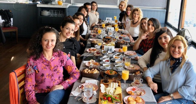 Blogger lardan Pera Adalı da Muhteşem Buluşma