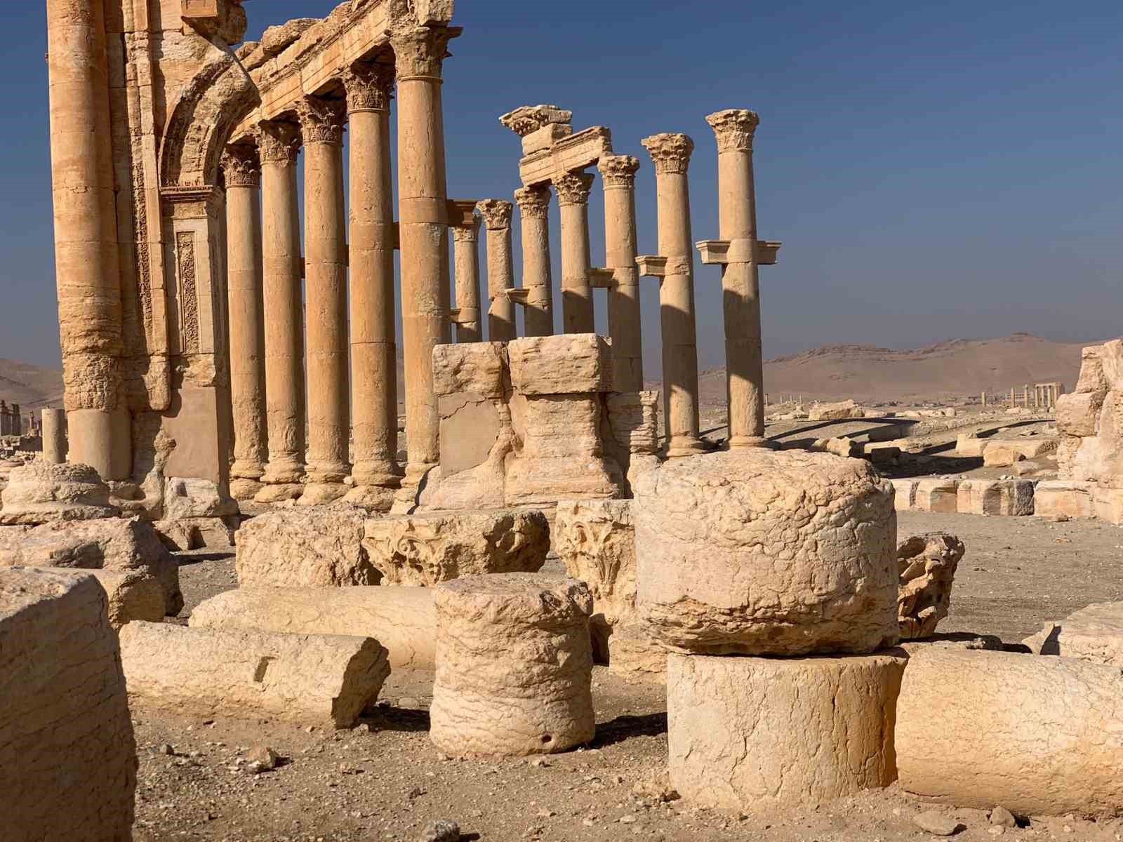 Suriye’nin antik kenti Palmira eski günlerini arıyor