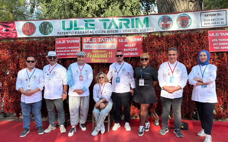 GASTROSANAT EĞİTİM KULÜBÜ, EDİRNE GASTRONOMİ FESTİVALİ’NDE SAHNEDE VE MUTFAKTA YERİNİ ALDI